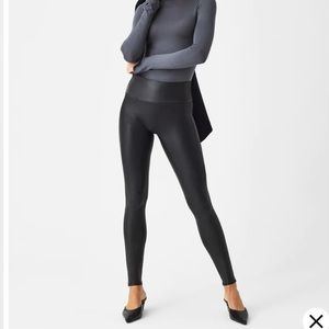 Spanx Faux Leather Petite Leggings in Black l Shaping Waistband l Contoured